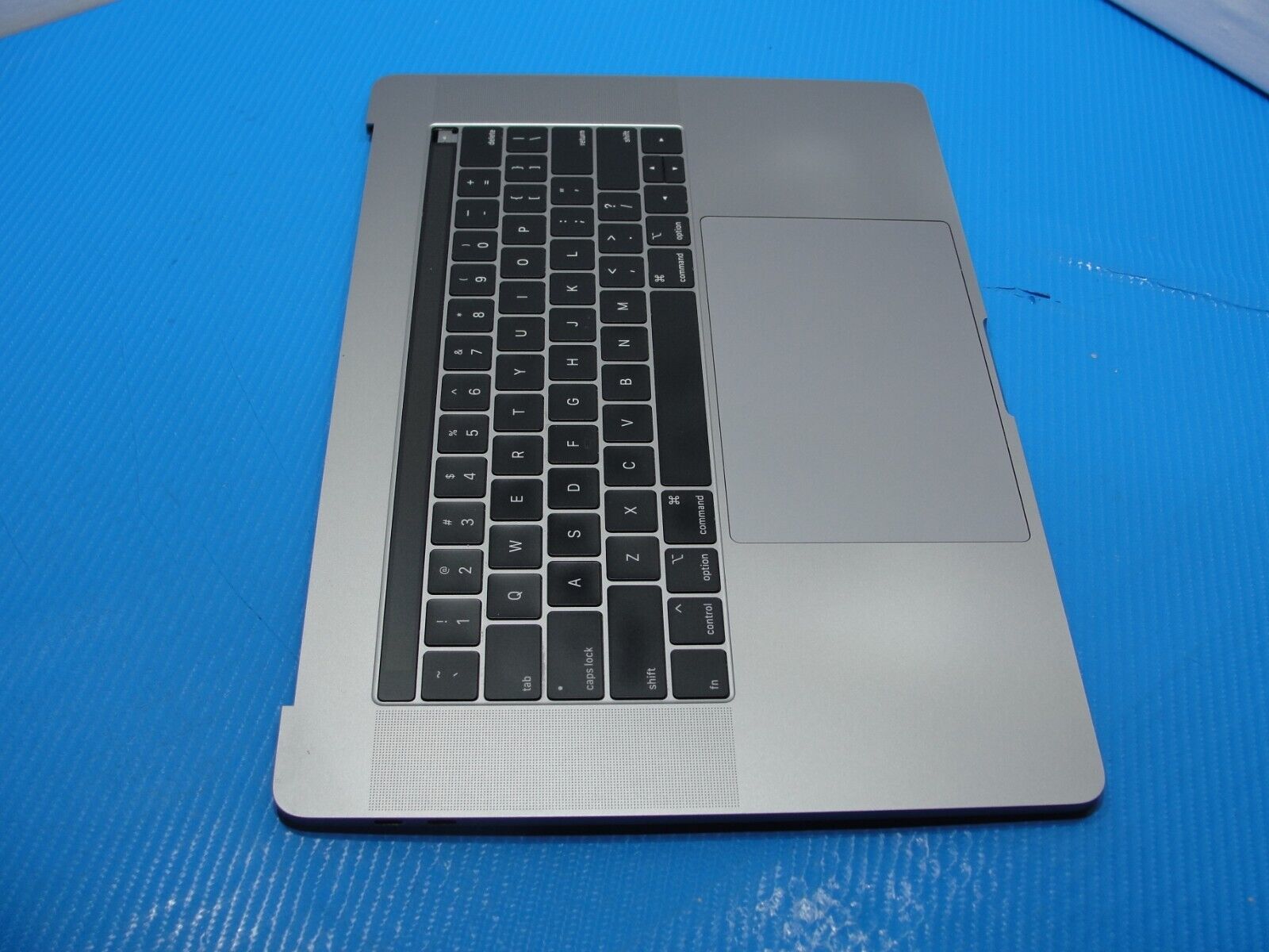 MacBook Pro A1990 15 MacBook Pro A1990 15